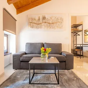 https://aaa-apartments-pula.in-istria.net