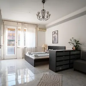  Apartment Madach Square Hungary