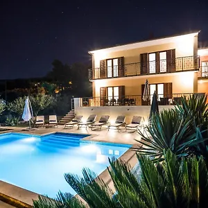  Vila Split-villas Dalmatica For 12